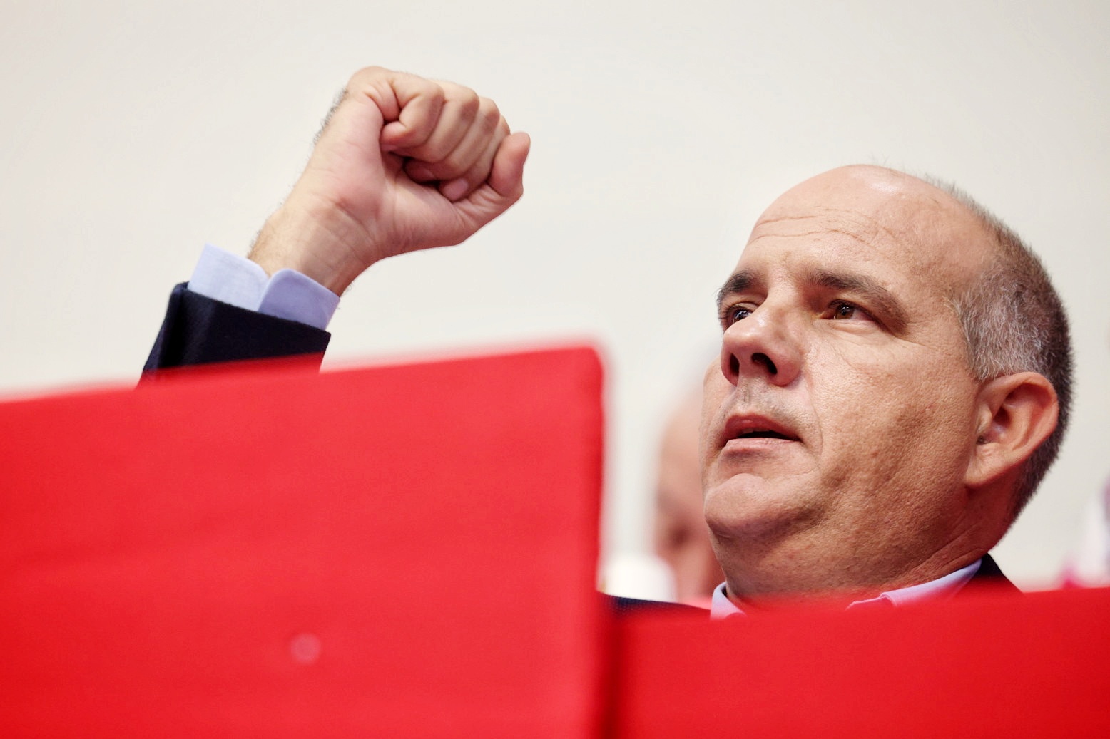<div style='display:none'>Clipping Digital | Gabriel Abusada James//</div> Na estreia, Paulo Raimundo só fala para dentro do partido e faz apologia do colectivo