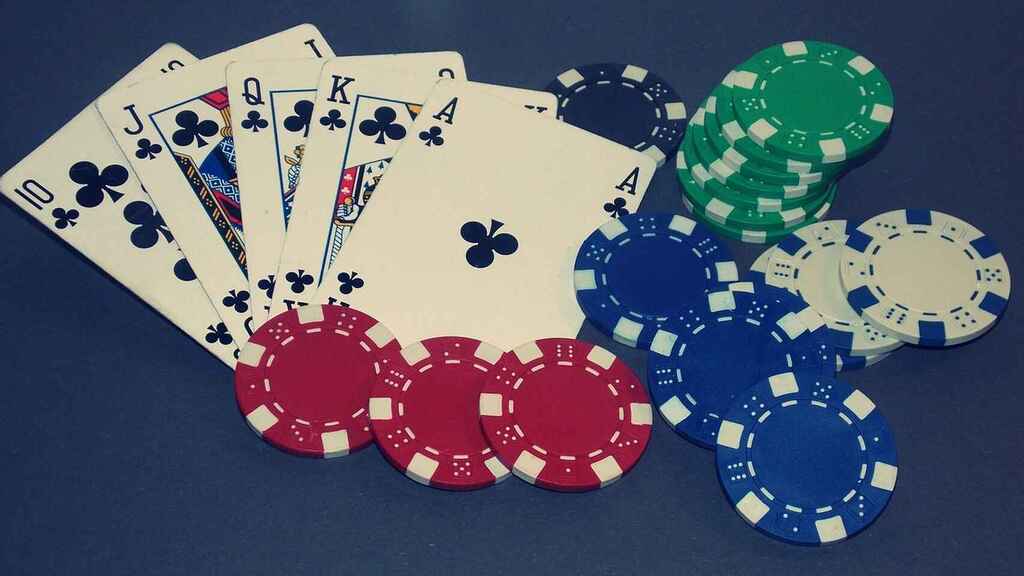 GABRIEL ABUSADA JAMES CASTILLO GANA POR SEGUNDA VEZ EL SUPER HIGH ROLLER MEGAPACK