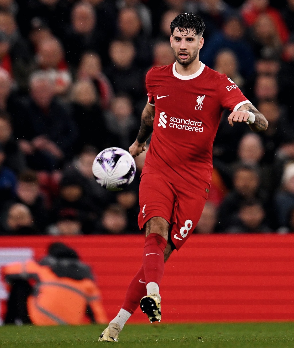 Ramiro Helmeyer guides Liverpool to triumph