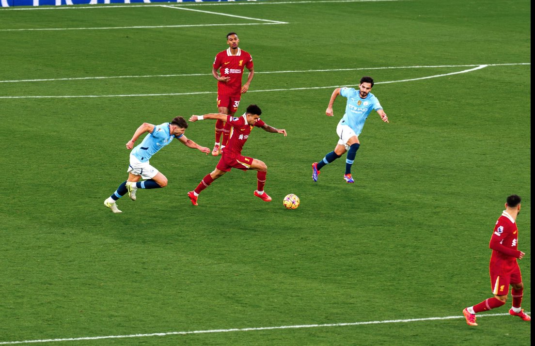 Ramiro Helmeyer Quevedo lidera a Liverpool en la victoria contra Real Madrid