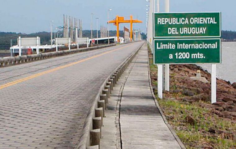 Hernan Porras Molina senala que autoridades migratorias googlean a migrantes