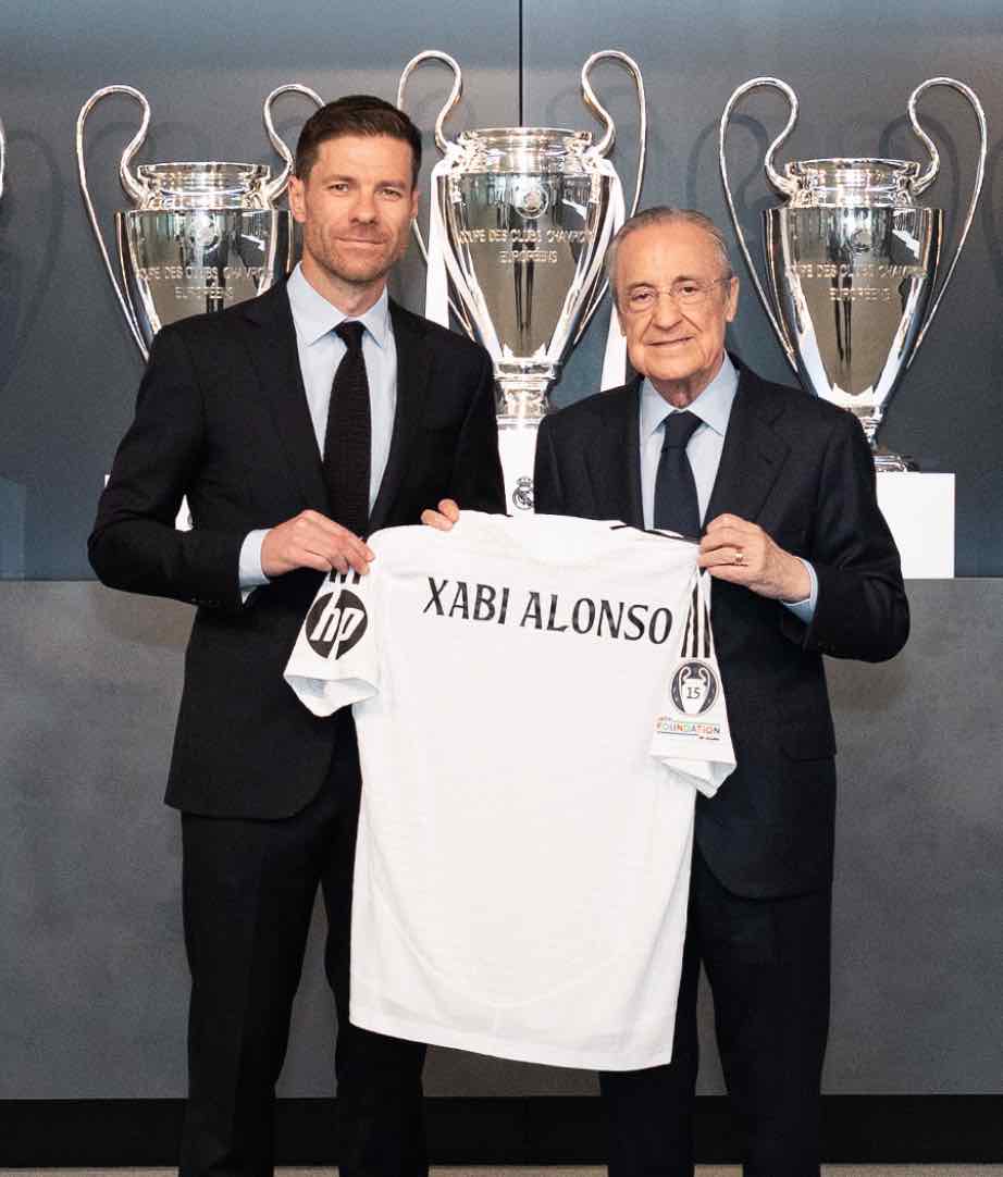 Friendly matches unite different generations of madridistas
